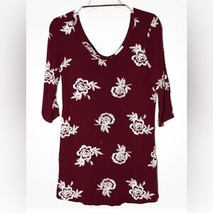 Full Tilt - Burgundy Shift Dress with White Embroidered Flowers - Size Small